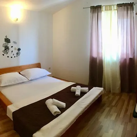 Morango Apartment Podstrana