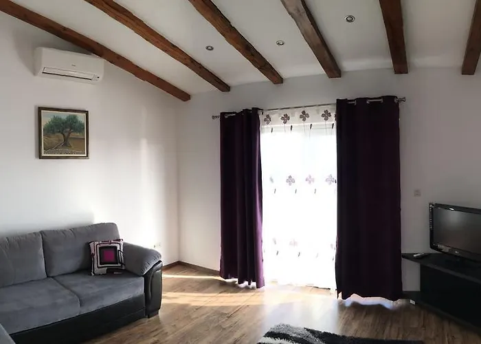 Morango Apartament Podstrana