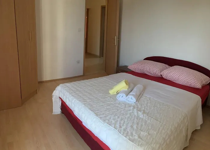 Morango Apartment *
